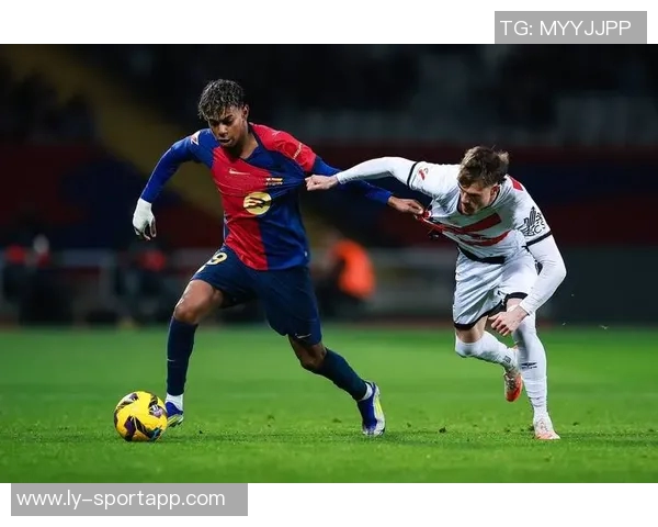 巴萨18岁中场胡安埃尔南德斯合同到期巴黎有意免签引关注