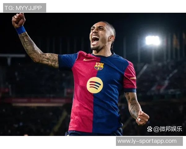 梅西生涯接近尾声卡尔崭露头角巴萨17岁边锋引关注